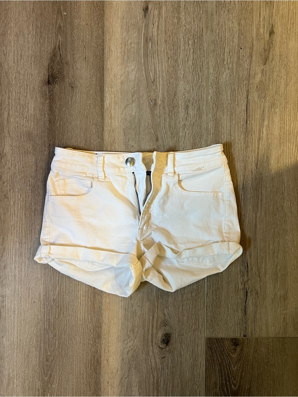 American Eagle Outfitters White High-Rise Rolled Hem Denim Shorts